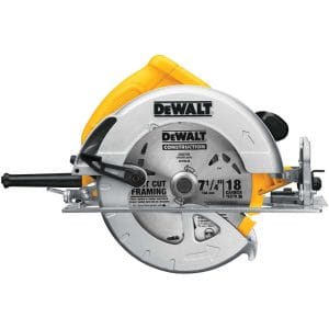 Sierra Circular Eléctrica de 7-1/4 a 5,200 Revoluciones por Minuto de 15 Amperios 120V. DEWALT