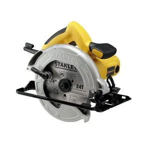 Sierra Circular Eléctrica 7-1/4 de 5,500 Revoluciones por Minuto, 1,600W 120V. STANLEY