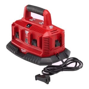 Cargador de Batería Múltiple de 18V M18 con 6 Puertos. MILWAUKEE