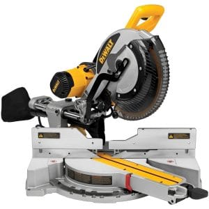 Sierra Ingleteadora de 12" con 3,600 Revoluciones por Minuto de 15 Amperios 120V. DEWALT